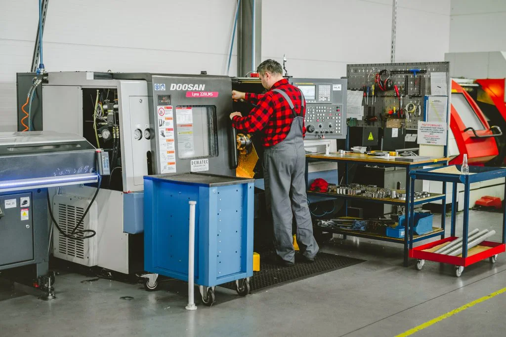 CNC-Mitarbeiter